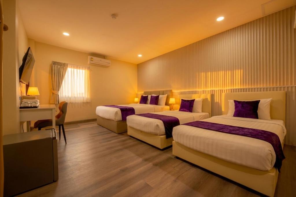 Deluxe Quadruple Room
