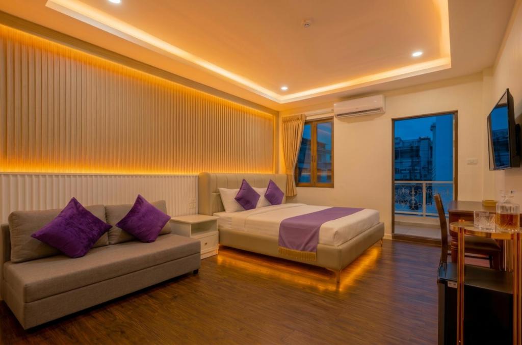 Standard Double or Twin Room with Balcony