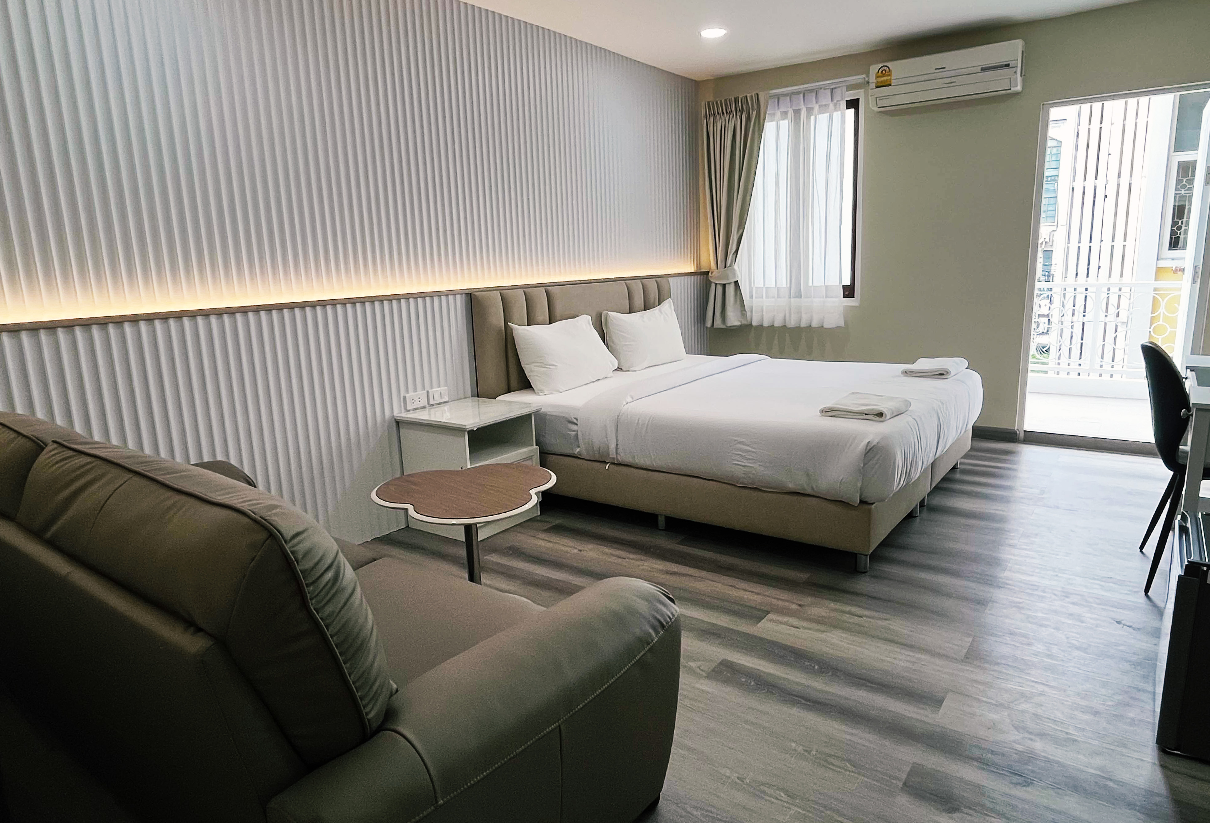 Grand Deluxe with terrace